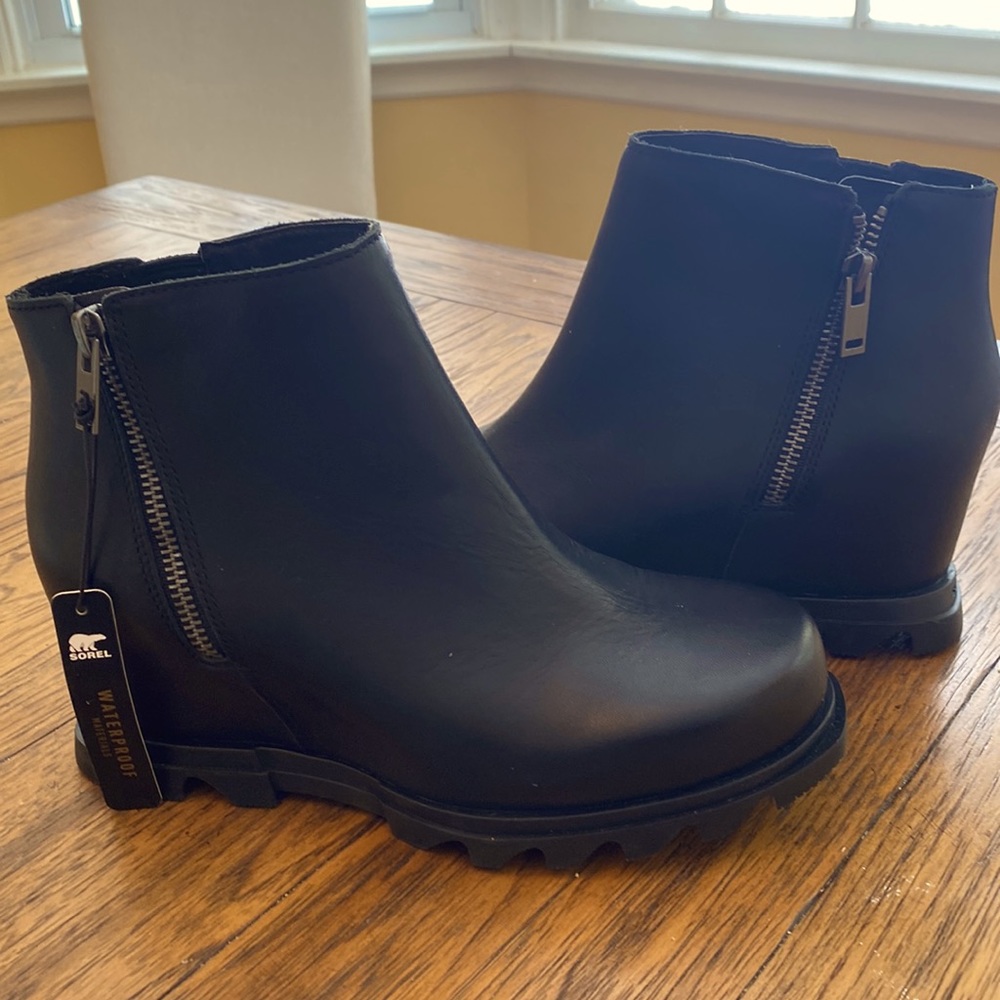 Sorel Joan of Arctic wedge boot